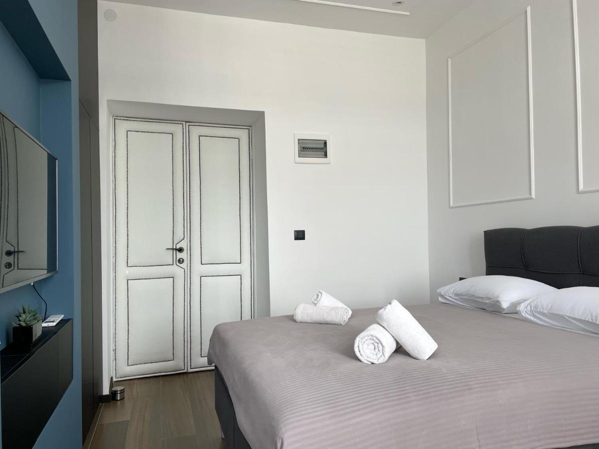 Navis City Apartments Pula Extérieur photo