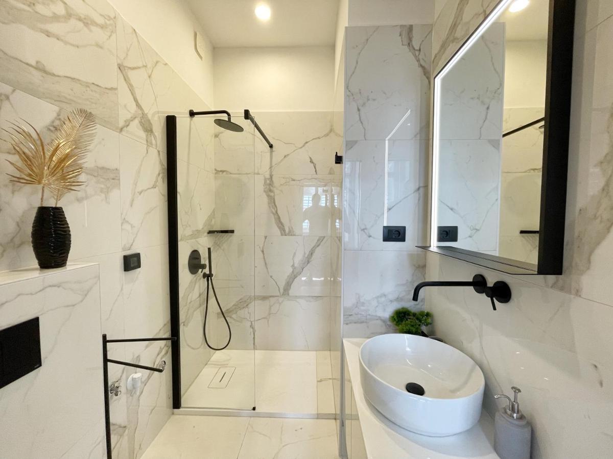 Navis City Apartments Pula Extérieur photo