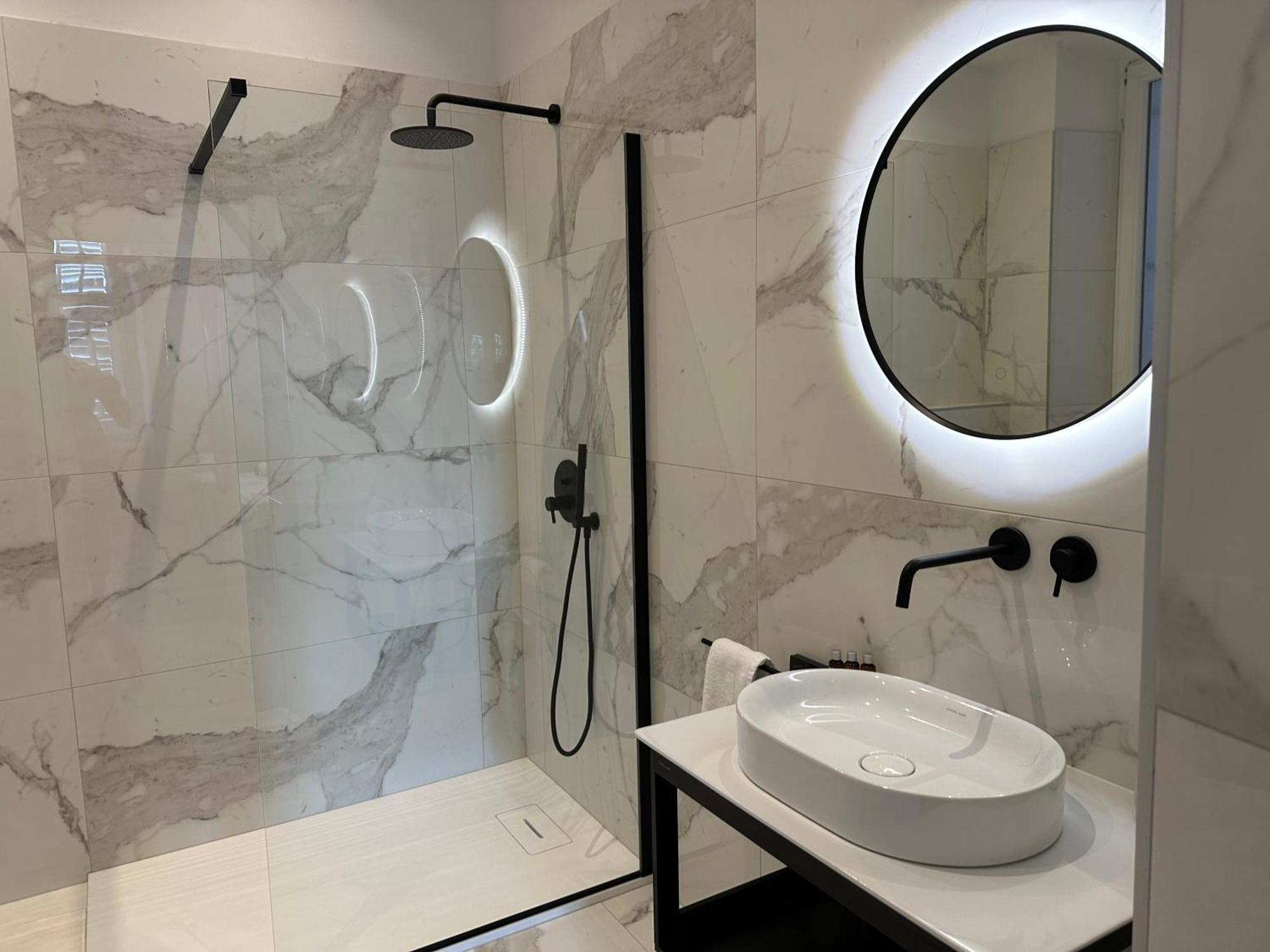 Navis City Apartments Pula Extérieur photo