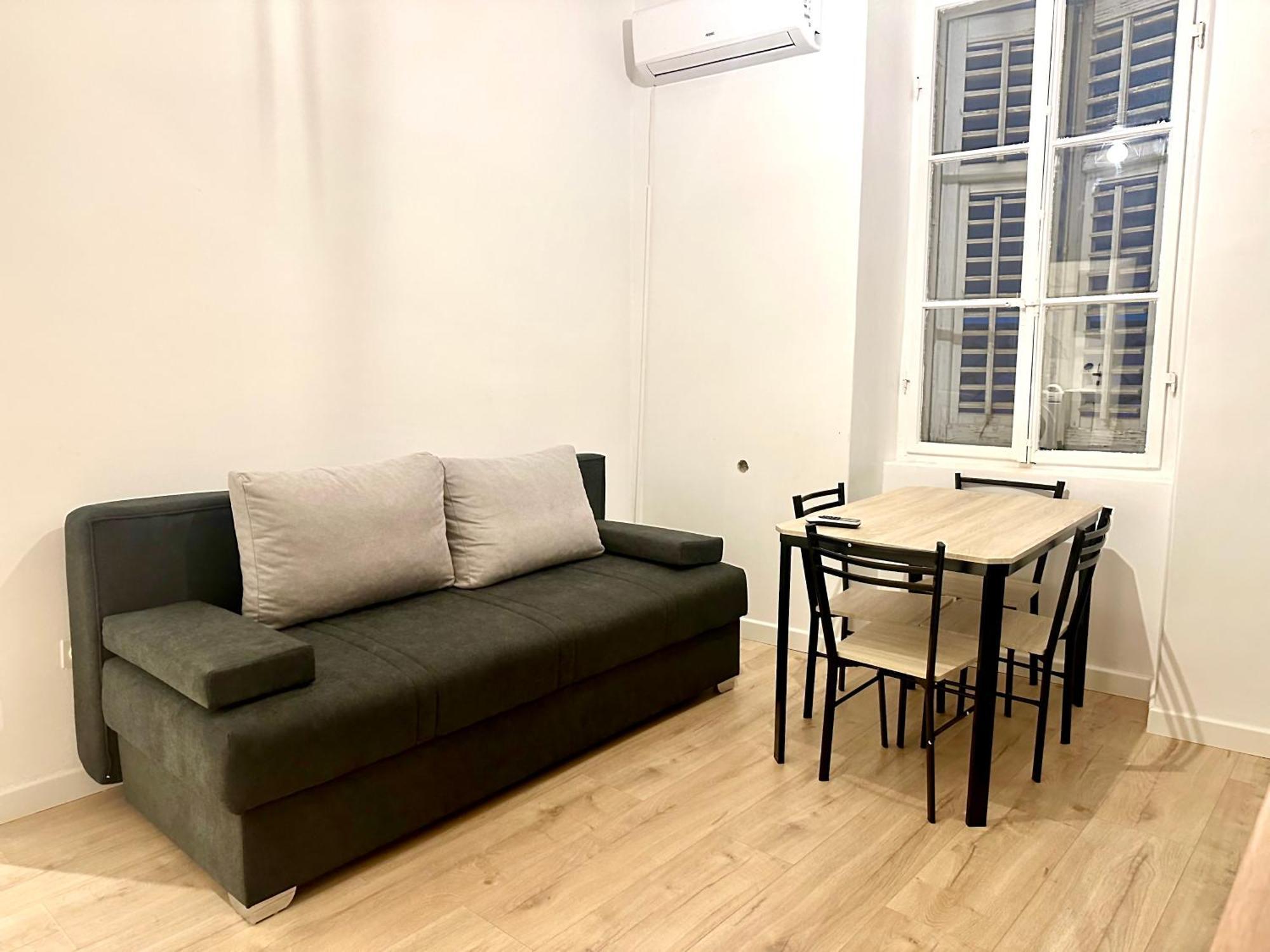 Navis City Apartments Pula Extérieur photo
